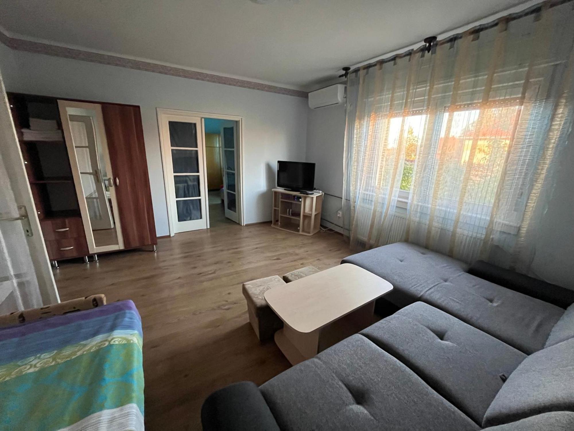 Abigel Apartman Mórahalom Buitenkant foto